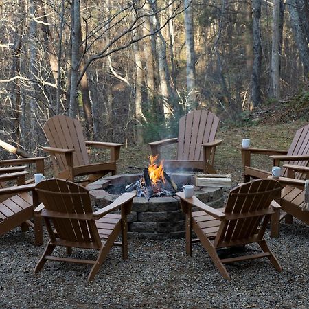 Sycamore By Avantstay Spectacular Mountain Home W Indoor Pool Hot Tub Home Theatre Fire Pit Sevierville Exterior foto